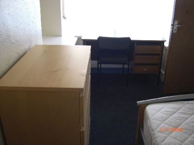  Image of 6 bedroom House Share to rent in Alton Road Birmingham B29 at Selly Oak West Midlands Selly Oak, B29 7DX