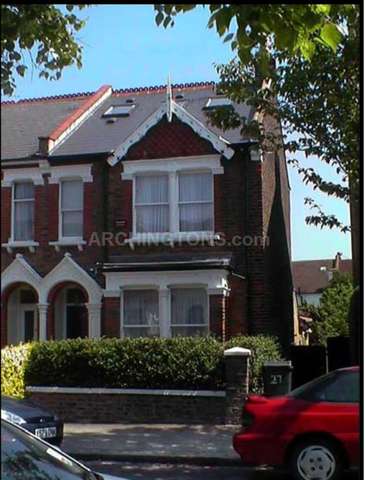  Image of 4 bedroom Detached house to rent in Johns Avenue London NW4 at Johns Avenue Hendon London, NW4 4EN