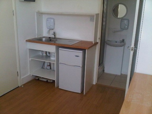  Image of Terraced house to rent in Ancona Road London SE18 at ANCONA ROAD PLUMBSTEAD WOOLWICH, SE18 1AA