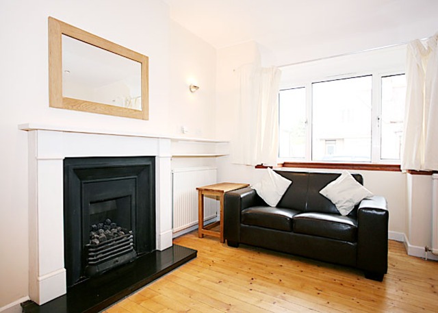  Image of 4 bedroom Detached house to rent in Annfield Terrace Aberdeen AB10 at West End Aberdeen Aberdeen, AB10 6TJ