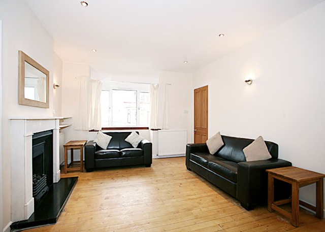  Image of 4 bedroom Detached house to rent in Annfield Terrace Aberdeen AB10 at West End Aberdeen Aberdeen, AB10 6TJ
