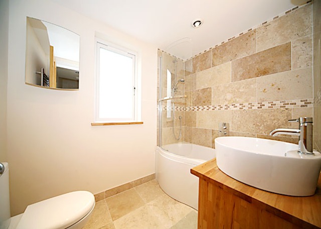 Image of 4 bedroom Detached house to rent in Annfield Terrace Aberdeen AB10 at West End Aberdeen Aberdeen, AB10 6TJ