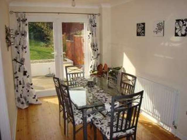  Image of 3 bedroom Terraced house to rent in Arden Close Southampton SO18 at Arden Close West End Southampton, SO18 5QE