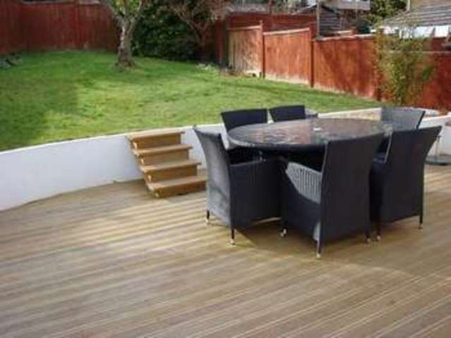  Image of 3 bedroom Terraced house to rent in Arden Close Southampton SO18 at Arden Close West End Southampton, SO18 5QE