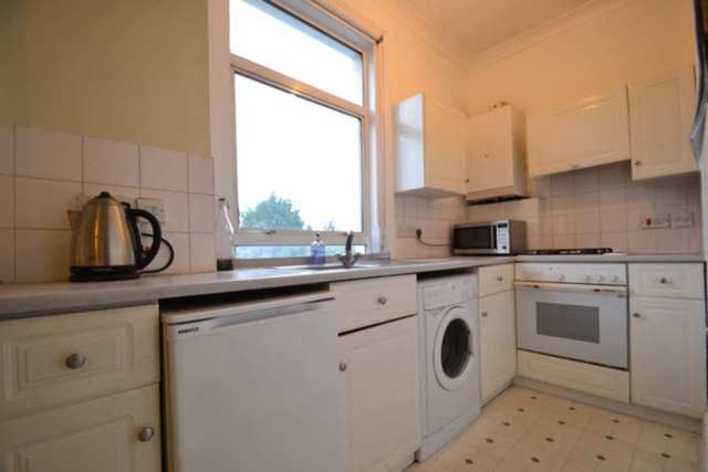  Image of 2 bedroom Flat to rent in Argyle Road London W13 at Argyle Road  London, W13 0LW
