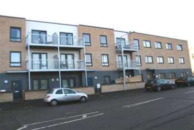  Image of 1 bedroom Flat to rent in Avontar Road South Ockendon RM15 at South Ockendon, RM15 5FD