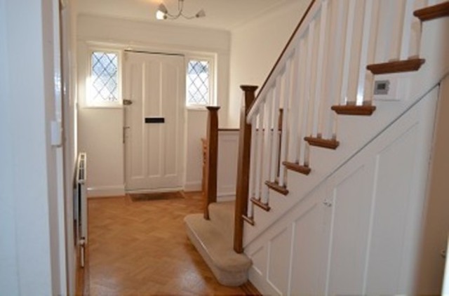  Image of 3 bedroom Detached house to rent in Arnos Grove London N14 at Arnos Grove  Southgate, N14 7AR