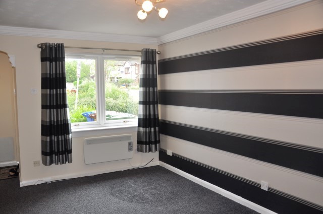  Image of 1 bedroom Flat to rent in Arns Grove Alloa FK10 at Alloa Clackmannanshire Clackmannanshire, FK10 2EE