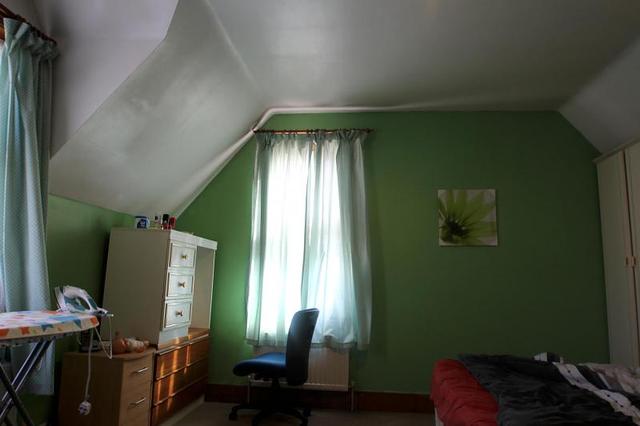  Image of 1 bedroom Flat to rent in London Road Dorking RH4 at Ashcombe House London Road Dorking, RH4 1TA