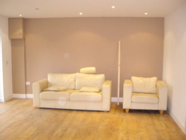  Image of Studio flat to rent in Ashgrove Road Ilford IG3 at Ashgrove road  Goodmayes, IG3 9XD