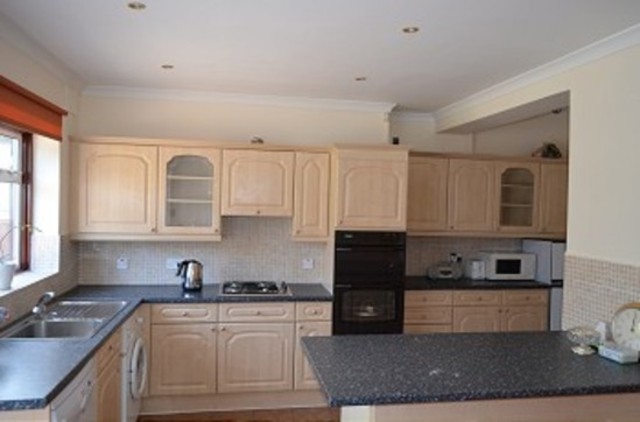  Image of 3 bedroom Detached house to rent in Ashridge Gardens London N13 at Ashridge Gardens Palmers Green London, N13 4JY