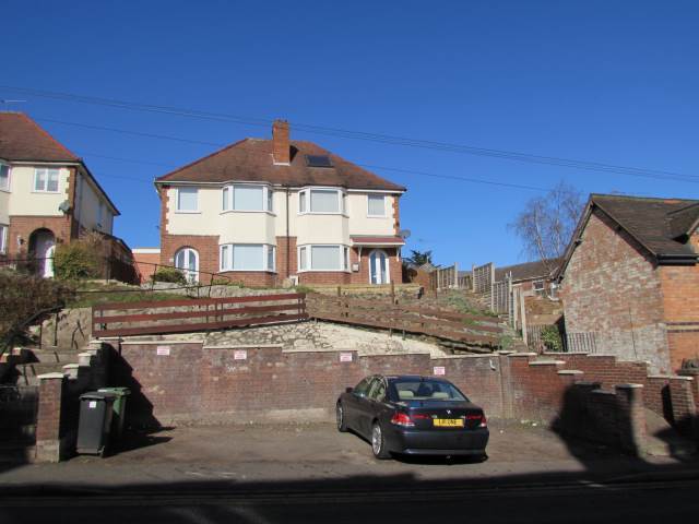  Image of 4 bedroom Semi-Detached house to rent in Astwood Road Worcester WR3 at Worcester  Claines, WR3 8EP