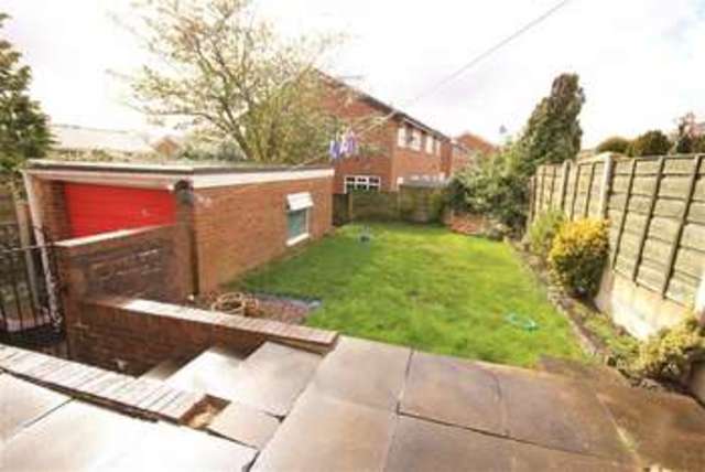  Image of 3 bedroom Property to rent in Augusta Close Rochdale OL12 at Augusta Close Rochdale Rochdale, OL12 6HT