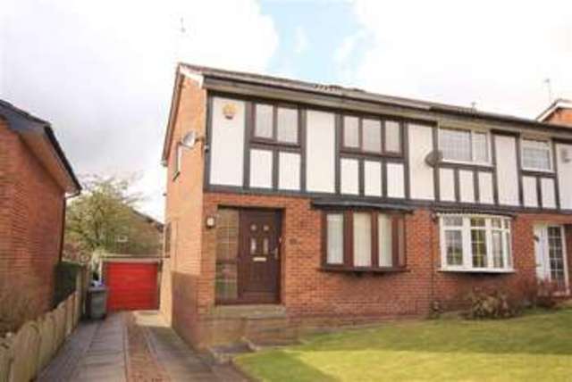  Image of 3 bedroom Property to rent in Augusta Close Rochdale OL12 at Augusta Close Rochdale Rochdale, OL12 6HT
