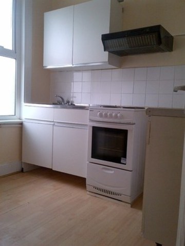 Image of 2 bedroom Terraced house to rent in Balfour Road Ilford IG1 at BALFOUR ROAD  ILFORD, IG1 4HZ