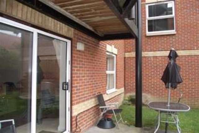  Image of 2 bedroom Flat to rent in Archers Road Shirley Southampton SO15 at Southampton, SO15 2NR