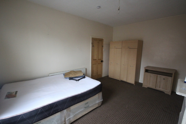 Image of 1 bedroom Detached house to rent in Banstead Street West Leeds LS8 at Banstead Street West  Leeds, W Yorkshire, LS8 5PU