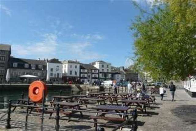  Image of 1 bedroom Flat to rent in Southside Street Plymouth PL1 at Plymouth, PL1 2LE