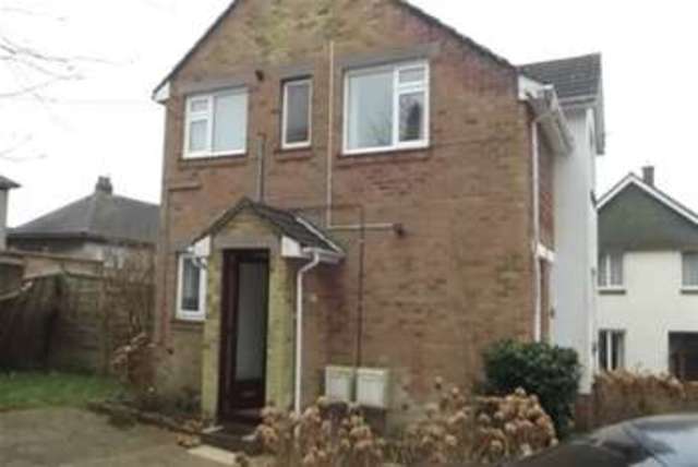  Image of 2 bedroom Flat to rent in Bassett Green Village Southampton SO16 at Southampton, SO16 3NB