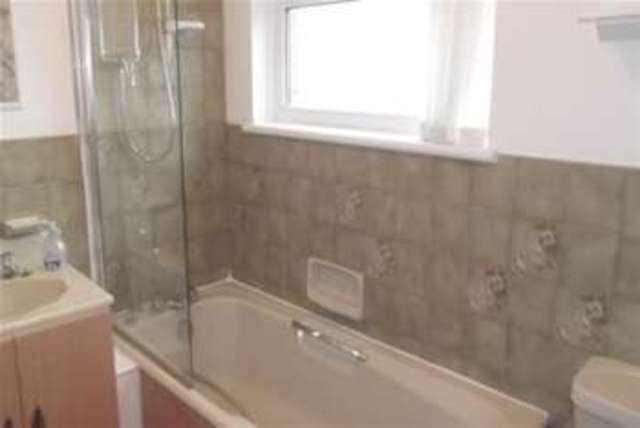  Image of 2 bedroom Flat to rent in Bassett Green Village Southampton SO16 at Southampton, SO16 3NB