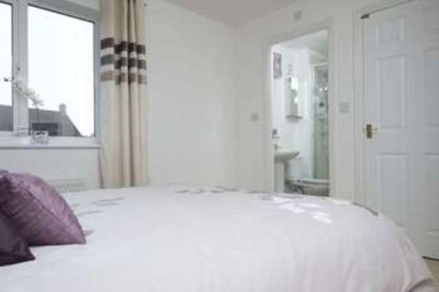  Image of 4 bedroom Detached house for sale in Baxter Drive Eynesbury St. Neots PE19 at Baxter Drive Eynesbury St. Neots, PE19 2JX