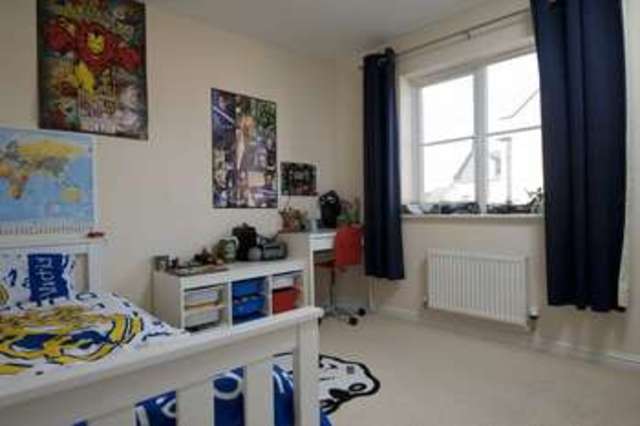  Image of 4 bedroom Detached house for sale in Baxter Drive Eynesbury St. Neots PE19 at Baxter Drive Eynesbury St. Neots, PE19 2JX