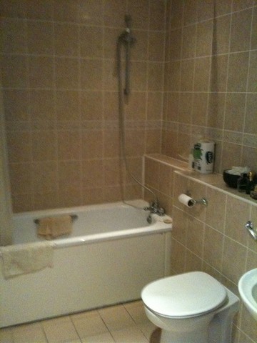  Image of 2 bedroom Flat to rent in Longbridge Road Barking IG11 at Baytree Court 349 Longbridge  Road Barking, IG11 9DH