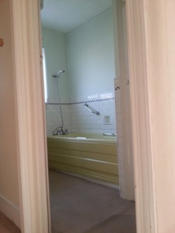  Image of 3 bedroom End of Terrace to rent in Beccles Drive Barking IG11 at BECCLES DRIVE  BARKING, IG11 9HX