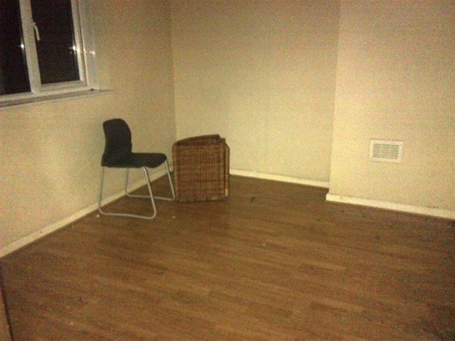  Image of 3 bedroom Terraced house to rent in Becontree Avenue Becontree Dagenham RM8 at BECONTREE AVENUE  DAGENHAM, RM8 2UU