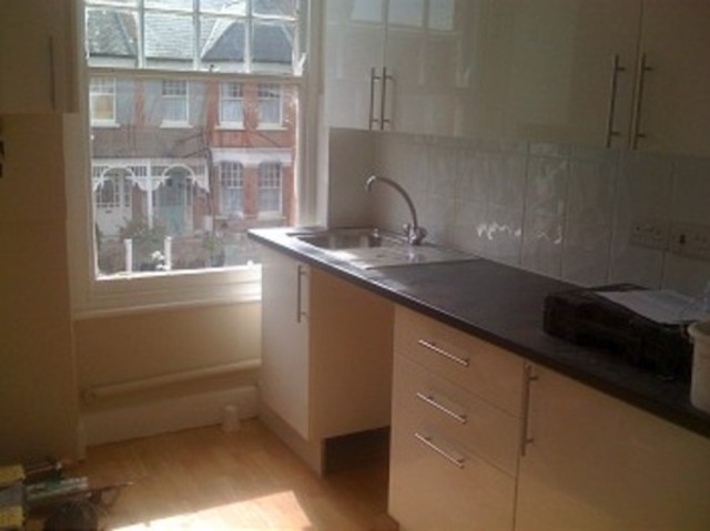  Image of 1 bedroom Flat to rent in Belsize Avenue London N13 at Belsize Avenue  Palmers Green, N13 4TJ