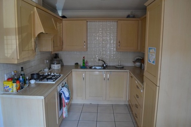  Image of 3 bedroom Town House to rent in Bengeo Gardens Chadwell Heath Romford RM6 at Bengeo Gardens  Chadwell Heath, RM6 4BT