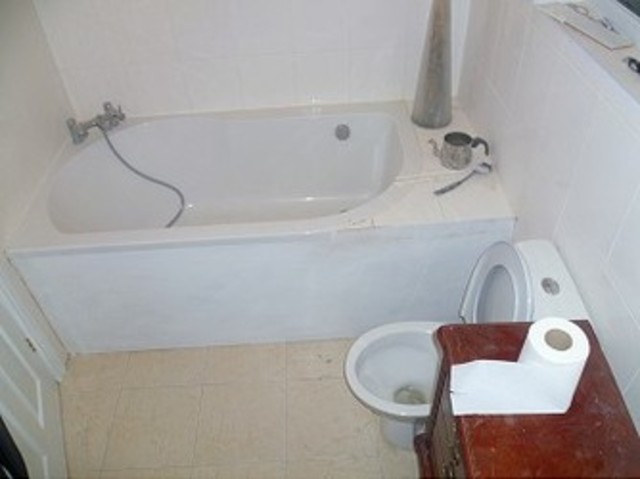  Image of 5 bedroom Detached house to rent in Betchworth Road Ilford IG3 at Betchworth Road  Seven Kings, IG3 9JH