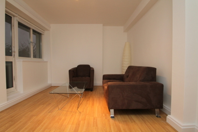  Image of 3 bedroom Flat for sale in Limehouse Causeway London E14 at Bethlehem House Limehouse Causeway London, E14 8AG