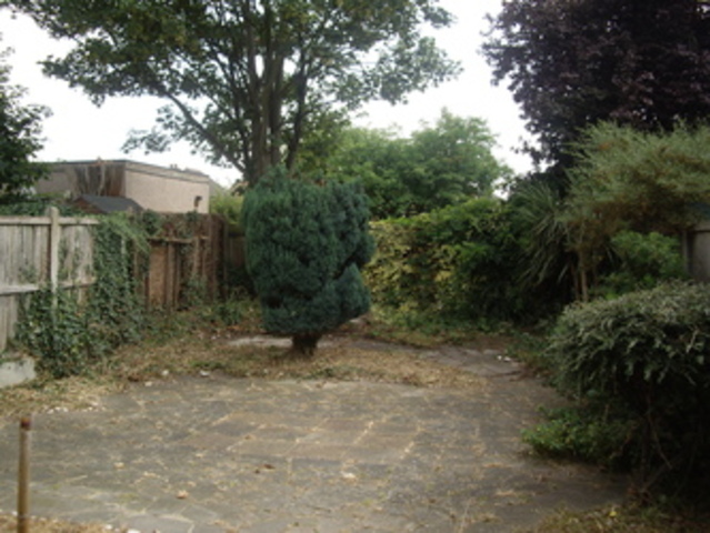  Image of 3 bedroom Detached house to rent in Beverley Road Dagenham RM9 at Beverley Road  Dagenham, RM9 5HP