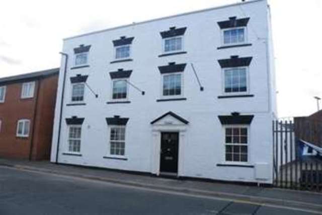  Image of 1 bedroom Flat to rent in Bewdley Street Evesham WR11 at Evesham, WR11 4AD