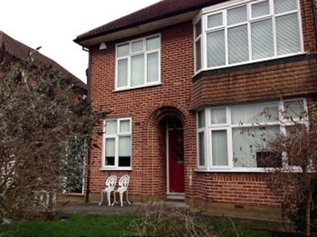  Image of 2 bedroom Detached house to rent in Bicknoller Road Enfield EN1 at Bicknolla Road  Enfield, EN1 3NW