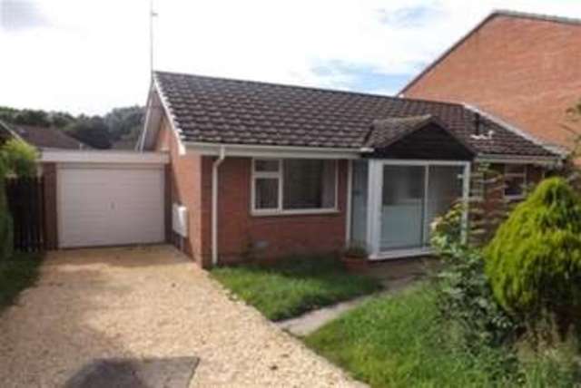  Image of 2 bedroom Bungalow to rent in Bilbury Close Crabbs Cross Redditch B97 at Redditch, B97 5XN
