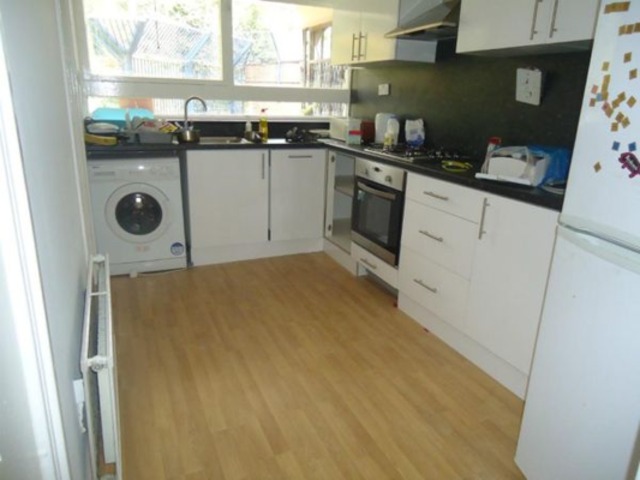  Image of 5 bedroom Maisonette to rent in Stranraer Way London N1 at Bingfield Street  Kings Cross, N1 0DR