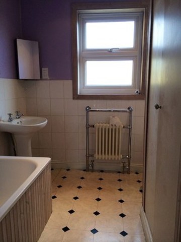  Image of 2 bedroom Terraced house to rent in Birkbeck Road Ilford IG2 at BIRBECK ROAD  NEWBURY PARK, IG2 7LP