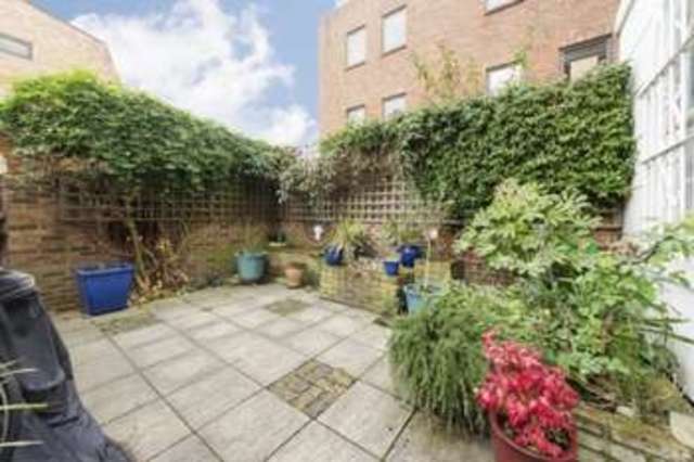  Image of 4 bedroom Semi-Detached house for sale in Black Lion Lane London W6 at Hammersmith London Stamford Brook, W6 9BG