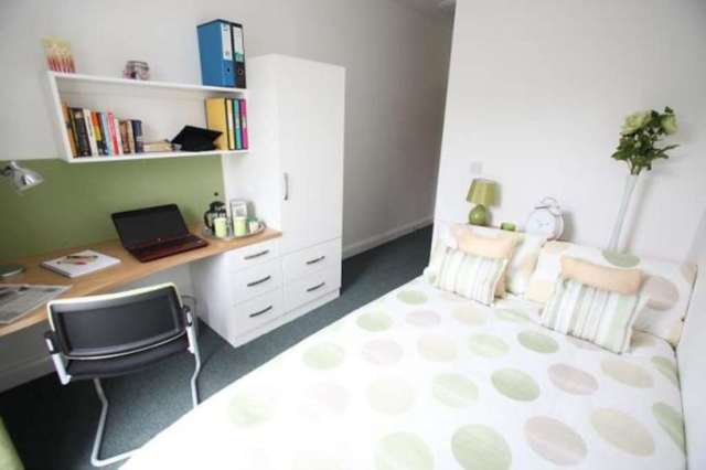  Image of 1 bedroom House Share to rent in St. Simon Street Salford M3 at Blackfriars Road  Salford, M3 7FS