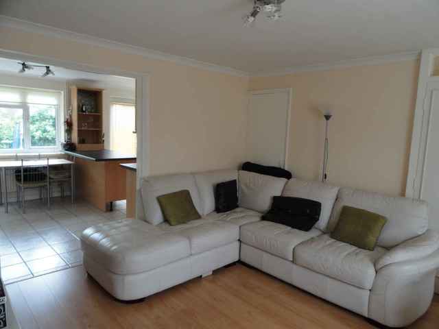  Image of 3 bedroom Semi-Detached house to rent in Cornelia Close Bletchley Milton Keynes MK2 at Bletchley  Fenny Stratford, MK2 3LX