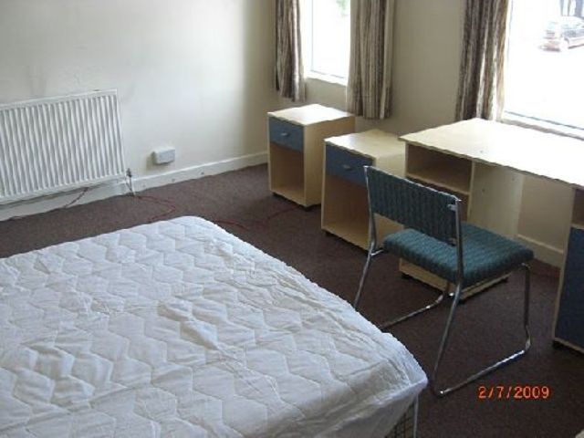  Image of 5 bedroom House Share to rent in Bournbrook Road Selly Oak Birmingham B29 at Selly Oak West Midlands Selly Oak, B29 7DD