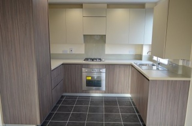  Image of 2 bedroom Flat to rent in Bowes Road London N11 at Bowes Road  Arnos Grove, N11 1BA