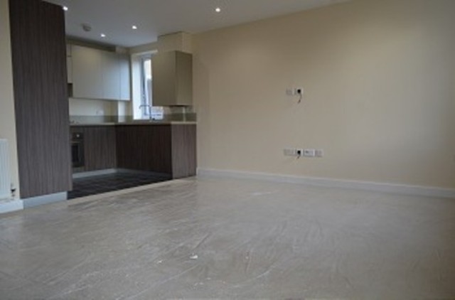  Image of 2 bedroom Flat to rent in Bowes Road London N11 at Bowes Road  Arnos Grove, N11 1BA