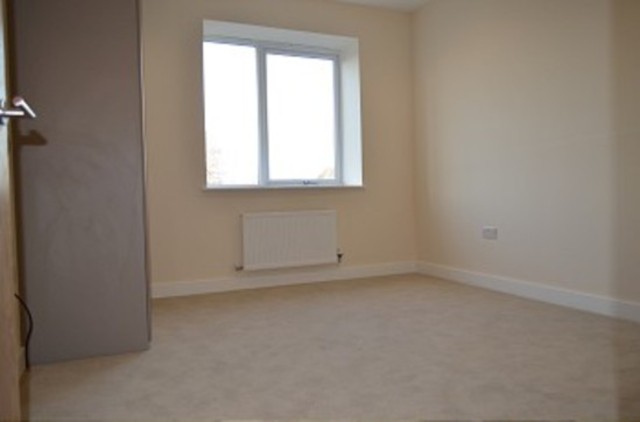 Image of 2 bedroom Flat to rent in Bowes Road London N11 at Bowes Road  Arnos Grove, N11 1BA
