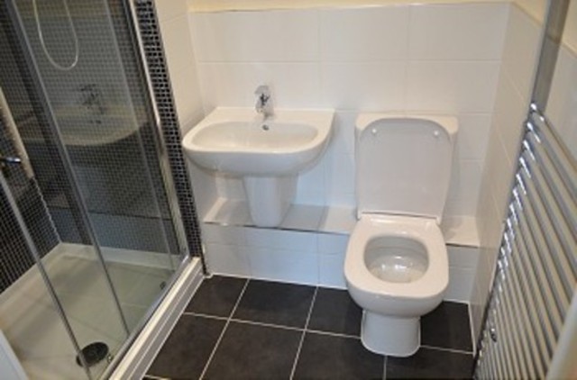  Image of 2 bedroom Flat to rent in Bowes Road London N11 at Bowes Road  Arnos Grove, N11 1BA
