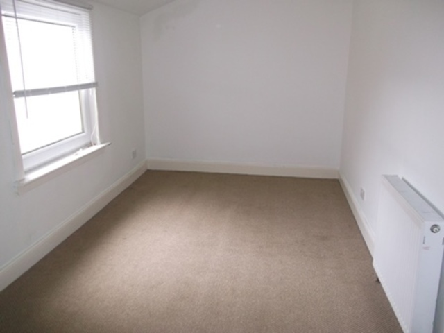  Image of 2 bedroom Flat to rent in Boyd Street Largs KA30 at Largs North Ayrshire North Ayrshire, KA30 8LD