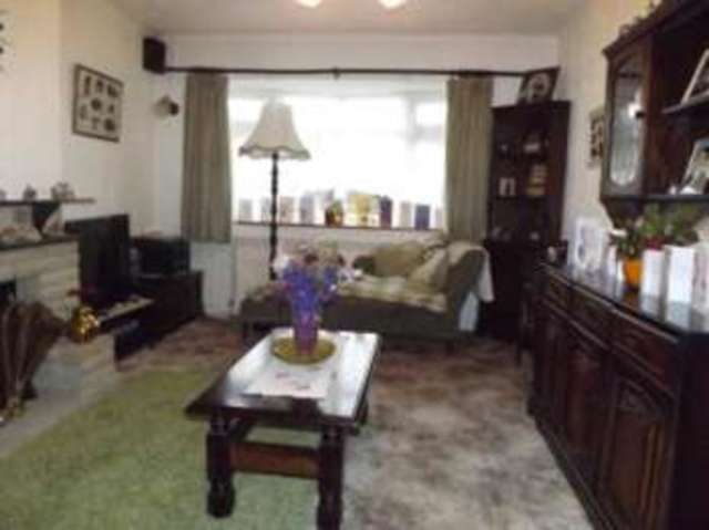  Image of 2 bedroom Bungalow for sale in Cheriton Road Braintree CM7 at Braintree Essex Tye Green, CM7 3NX