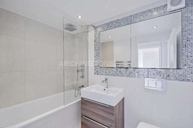  Image of 2 bedroom Flat to rent in Albert Street London NW1 at Albert Street Camden Town London, NW1 7NE